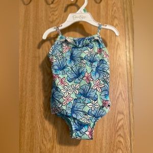 Vineyard vines swimming suit